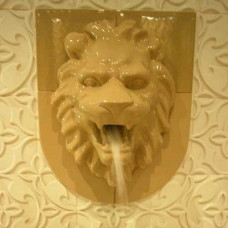 Лъвска глава, 43х33 см, ръчна керамика
