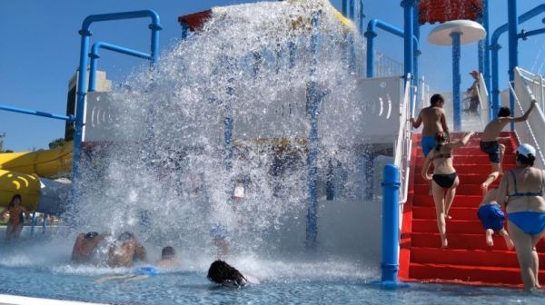 Other water attractions equipment